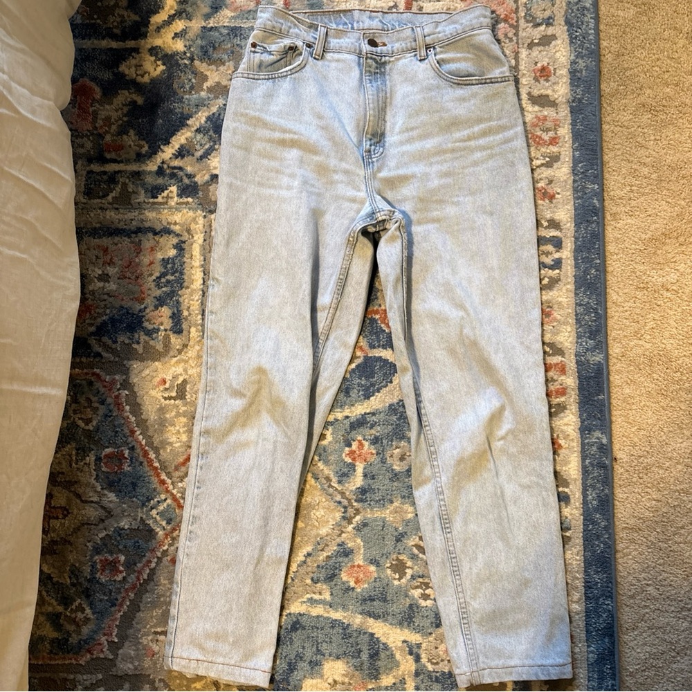 Vintage Levi's Women's Light Blue Straight Leg Jeans